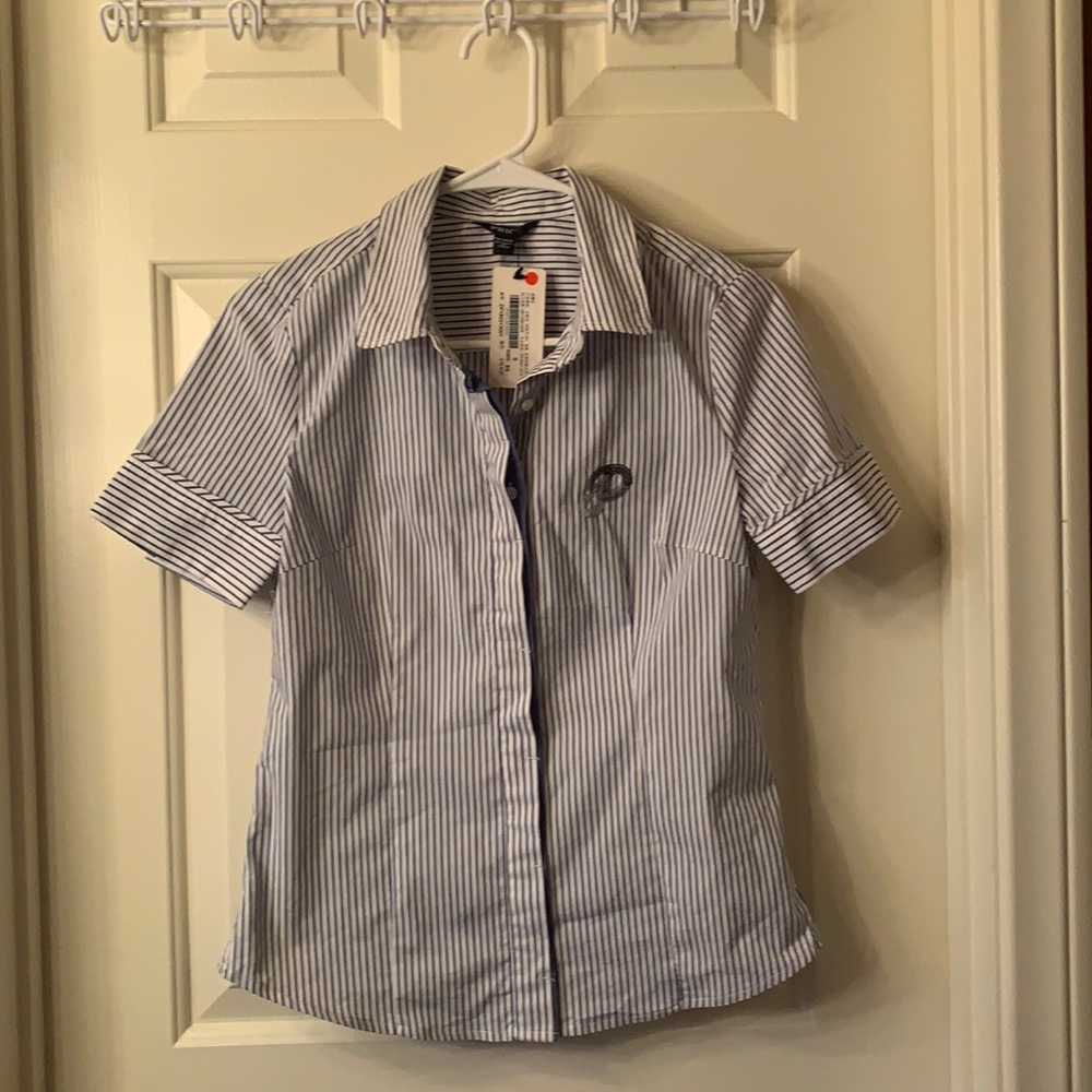 PRICH Women’s Short Sleeve Blu and White Stripped Button Down Shirt. Size S. New